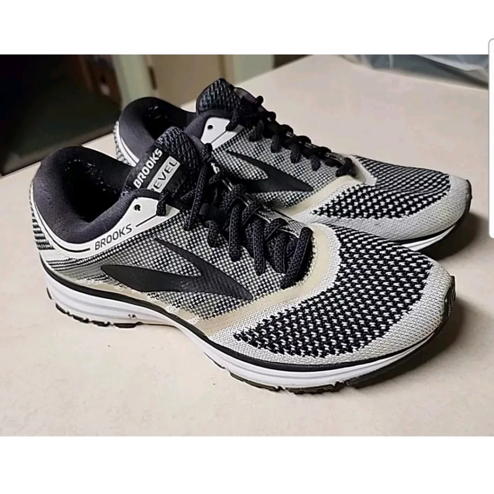 Brooks Revel 5 Road Running Shoes Women's Size 8.5 M White Black 1202491B155 - Picture 2 of 12